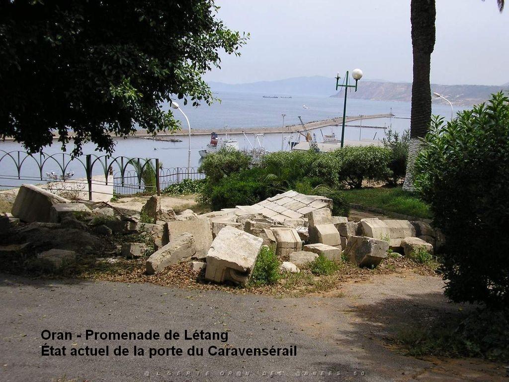 PL d- 017- Promenade de Letang - Porte Caravenserial.JPG